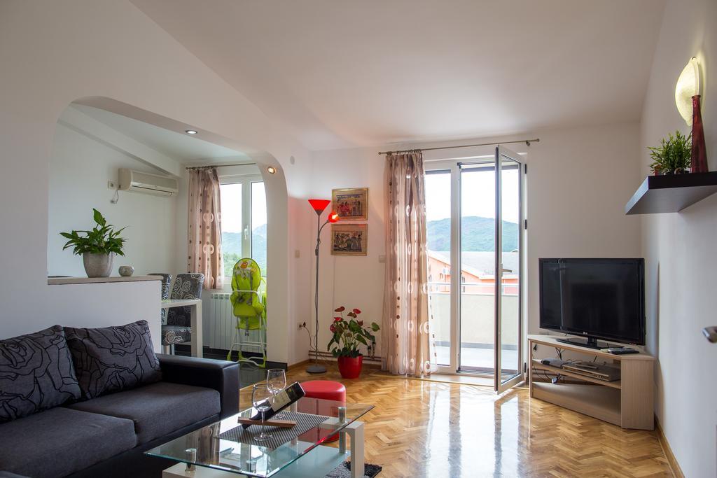 Apartments Vila Masha Petrovac ภายนอก รูปภาพ