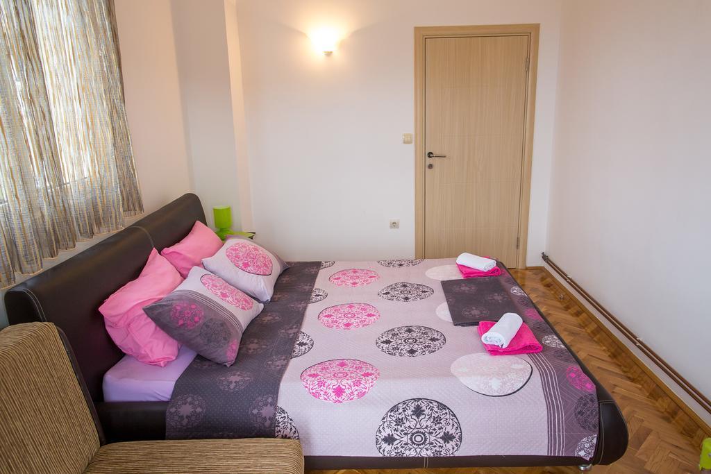 Apartments Vila Masha Petrovac ภายนอก รูปภาพ