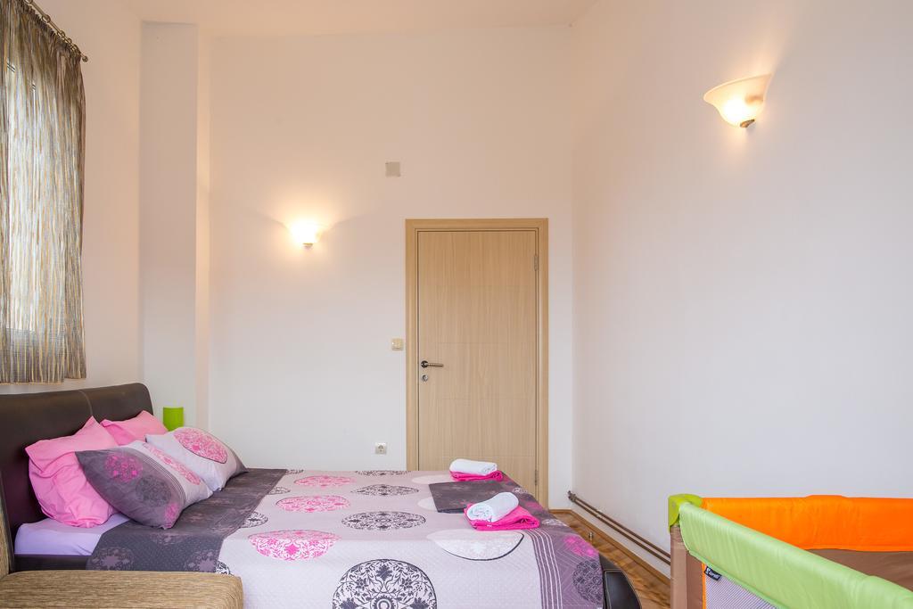 Apartments Vila Masha Petrovac ภายนอก รูปภาพ