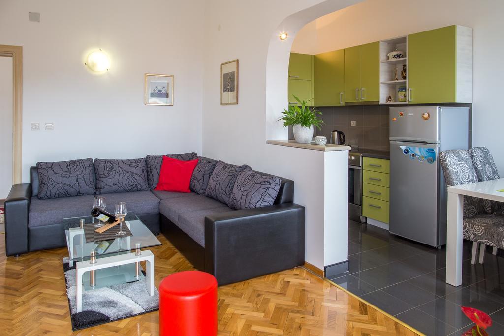Apartments Vila Masha Petrovac ภายนอก รูปภาพ