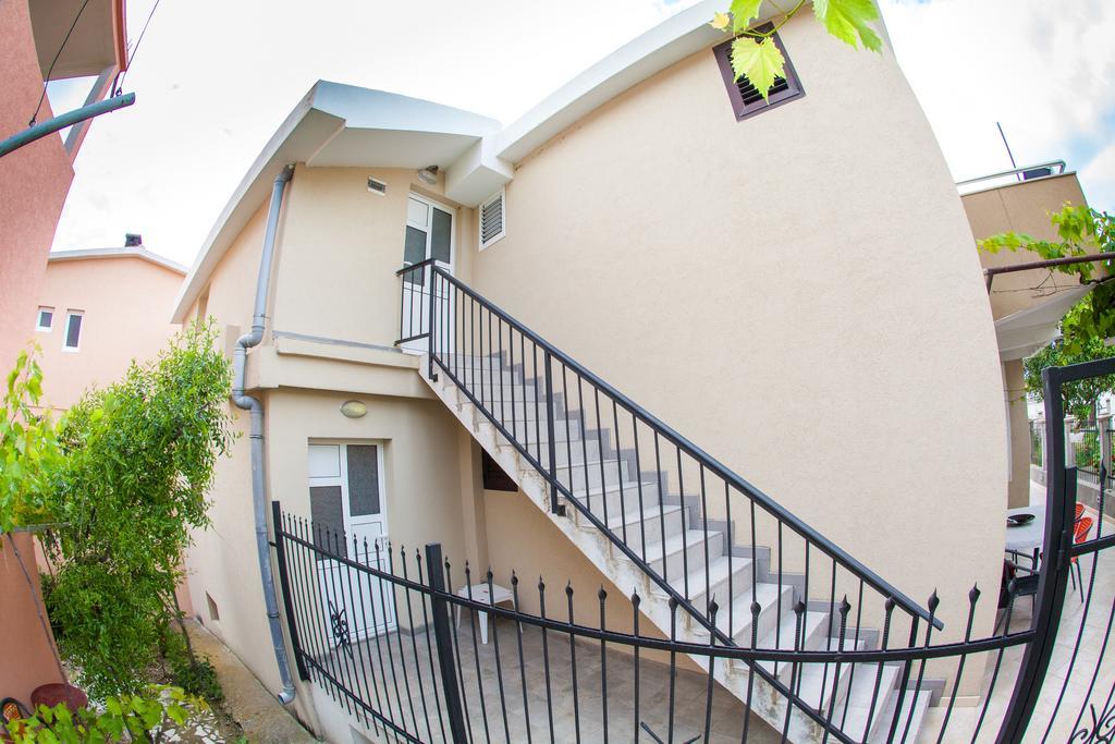 Apartments Vila Masha Petrovac ภายนอก รูปภาพ