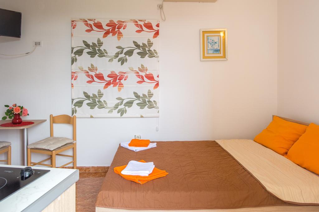 Apartments Vila Masha Petrovac ภายนอก รูปภาพ
