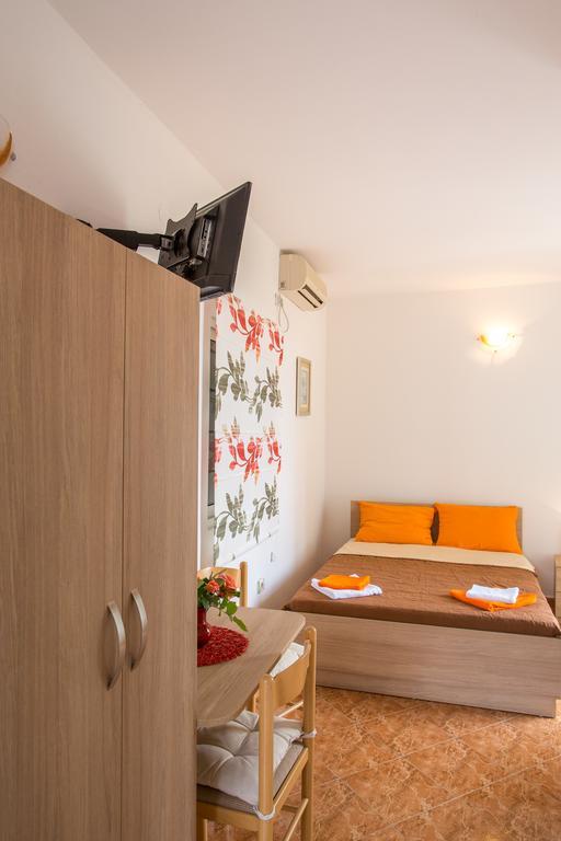 Apartments Vila Masha Petrovac ภายนอก รูปภาพ