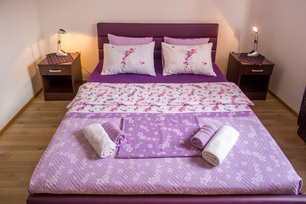 Apartments Vila Masha Petrovac ภายนอก รูปภาพ
