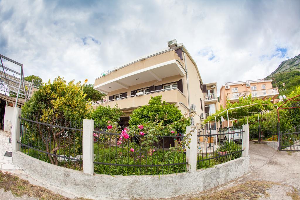 Apartments Vila Masha Petrovac ภายนอก รูปภาพ